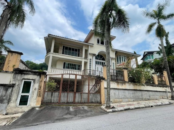 Freehold 2.5 Storey Bungalow Taman Setiawangsa (Below Value 10%)