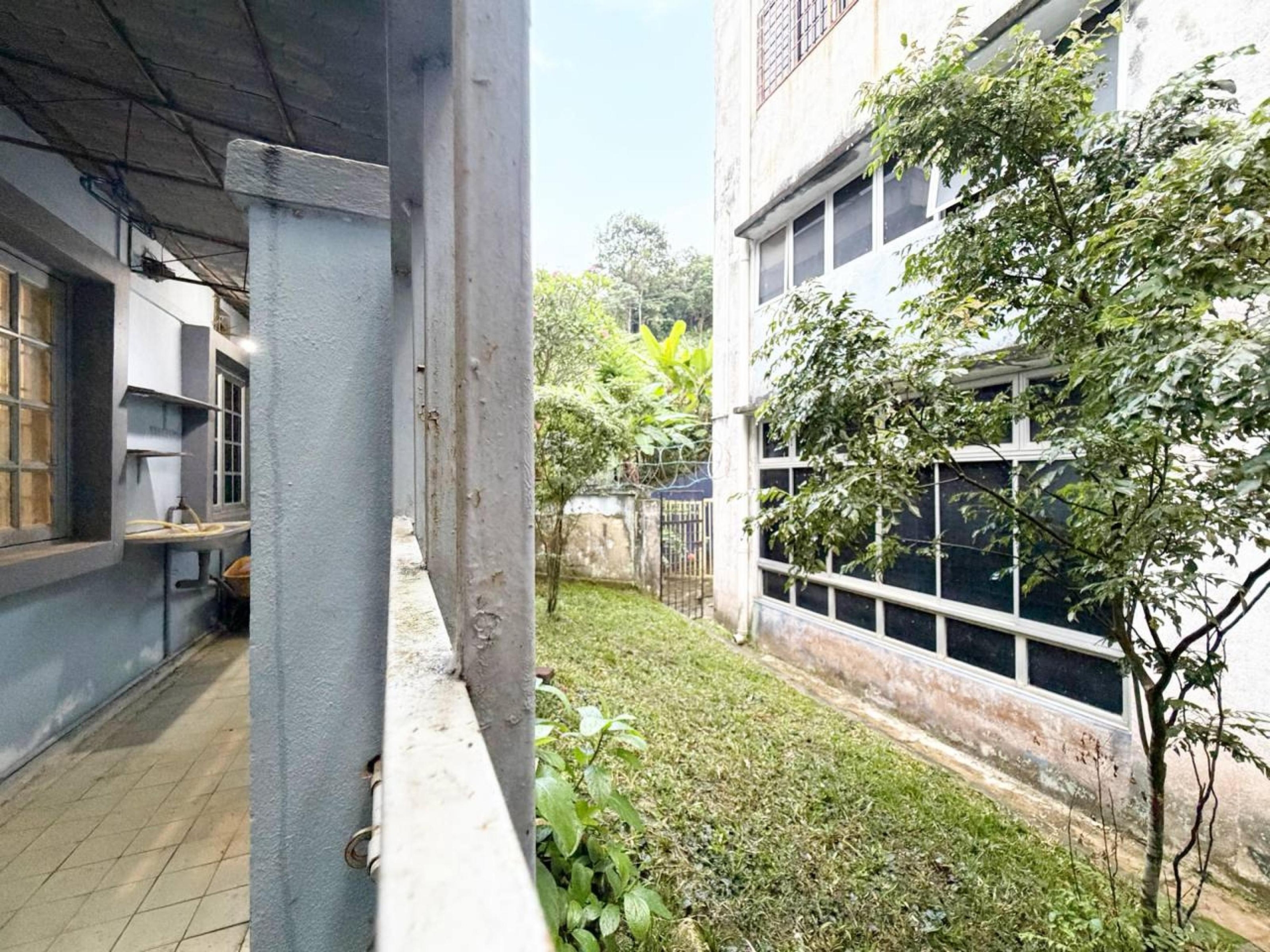 list-137533-15-6a293ac02b9a60.36845154-scaled Gated & Guarded 2 Storey Terrace, Taman Bukit Setiawangsa, KL