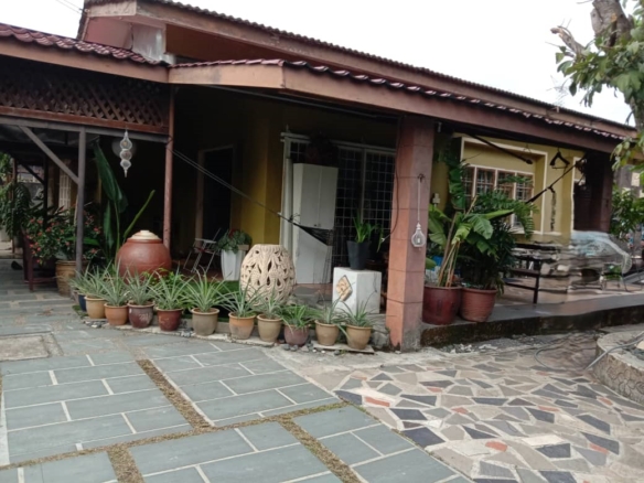 4-Bedroom Rumah Teres Taman Setiawangsa – Freehold